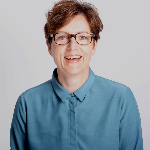 Geburt und Frieden &mdash; Vortrag von Traumatherapeutin Birgit Kalb